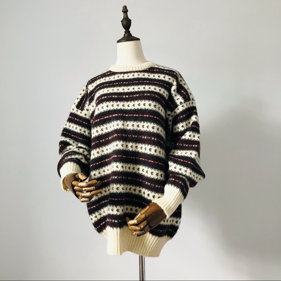 Vintage Shetland Wool Fair Isle Sweater | Made in Hong Kong - Picture 2 of 15